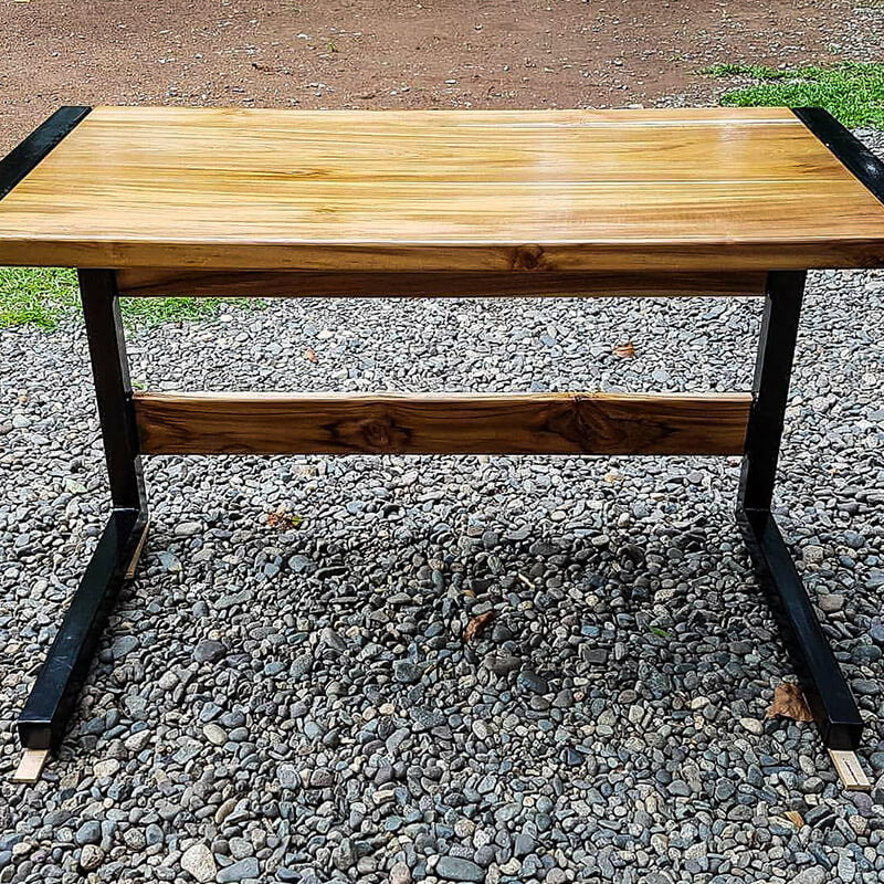 D’artagnan Desk (PRE-ORDER)